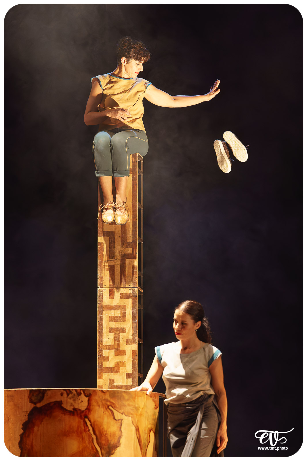 ESENCIAL (VAIVEN CIRCO)